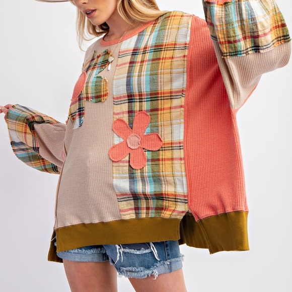 Women's Plaid Mix Daisy Patch Oversized Knit Top In Sage Combo NEW! - Picture 4 of 9